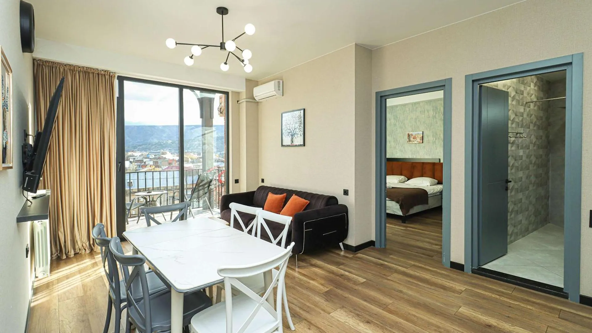 Luxurious 3Br Apartment W Stunning Views Tbilisi 0*,
